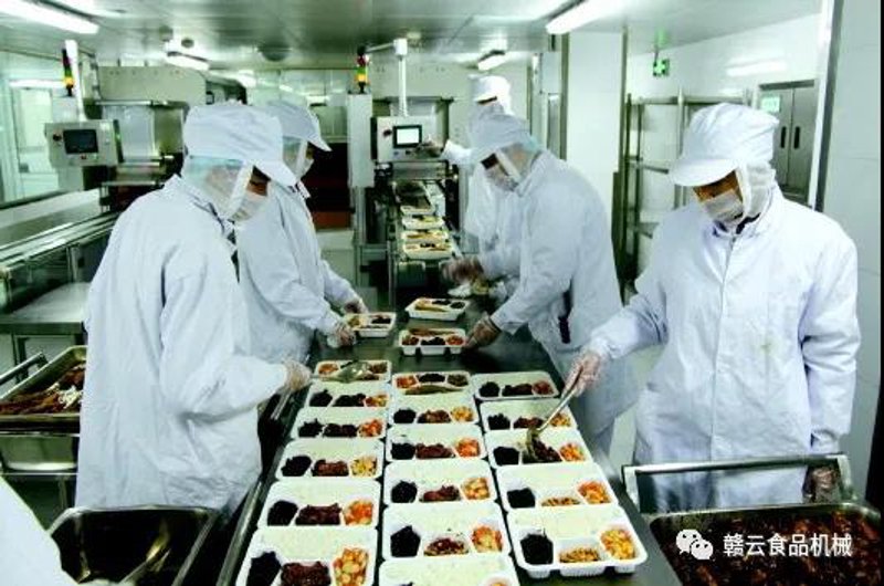 婚车租赁选购指南：打造完美婚礼的启动钥匙